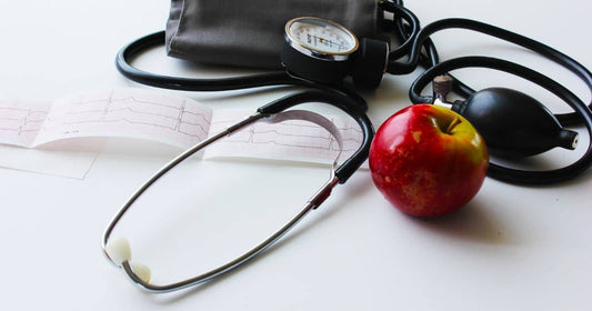 Herzgesund leben: Blutdruck und Cholesterin senken